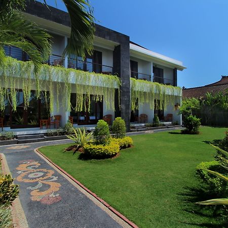 Srikandi Inn Kuta Selatan Εξωτερικό φωτογραφία
